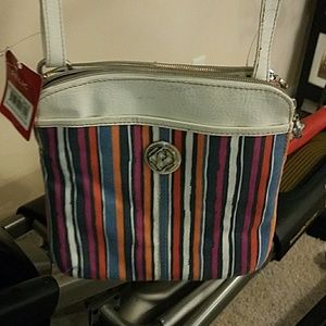Bnwt Relic crossbody purse